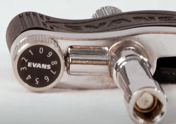 LLAVE DE AFINACION TIPO TORQUE EVANS / DATK - Imagen 2